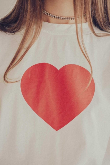 CAMISETA MAN RED HEART