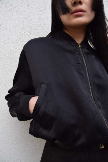 BOMBER SATIN - Negro