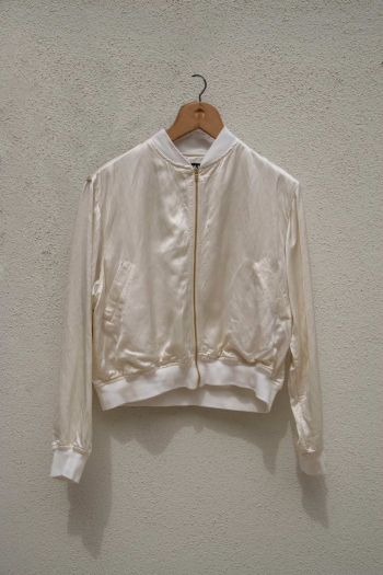 SATIN BOMBER - Mother-of-Pearl