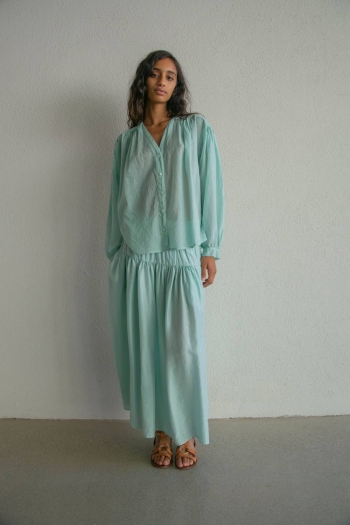 VINTAGE V-NECK SHIRT