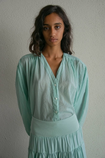 VINTAGE V-NECK SHIRT