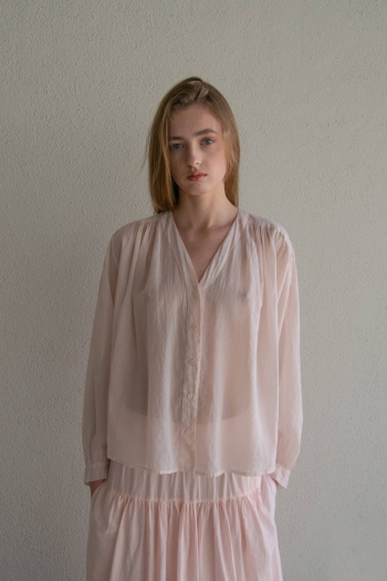 VINTAGE V-NECK SHIRT -...