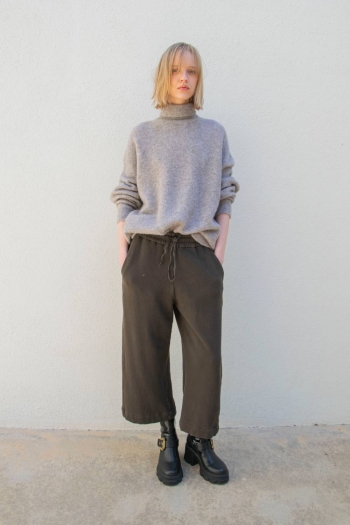 PANTALÓN JOGGER FELPA CAPRI