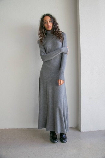 VESTIDO BODY CUELLO ALTO -...